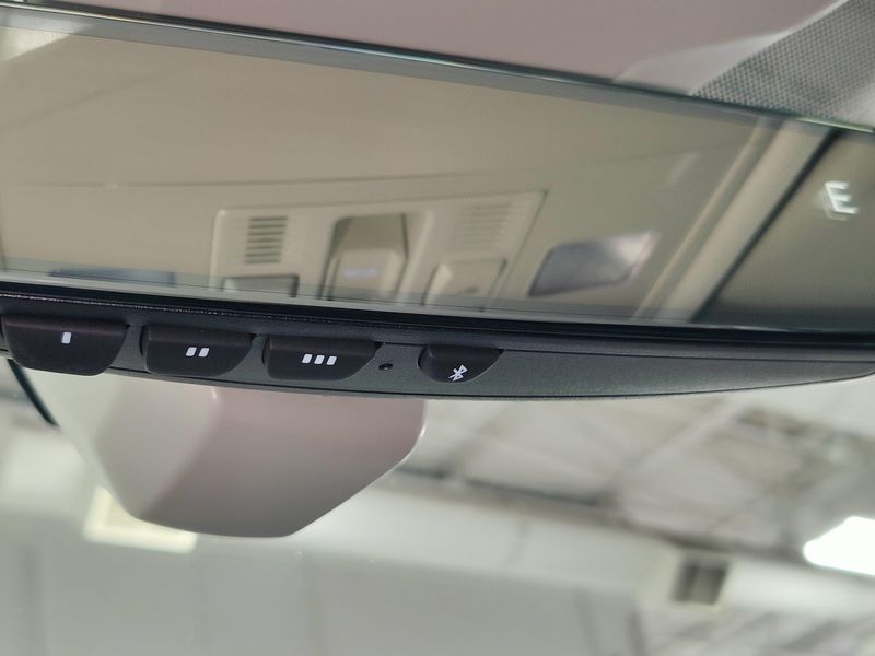 Used 2026 Volkswagen Jetta SE w/SunroofImage 22