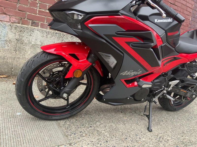 Used 2025 Kawasaki NINJA 500 