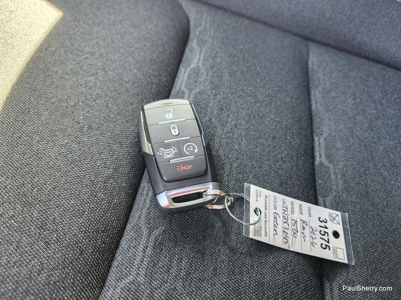 New 2026 RAM 1500 Big Horn Crew Cab 4x4 5'7' Box