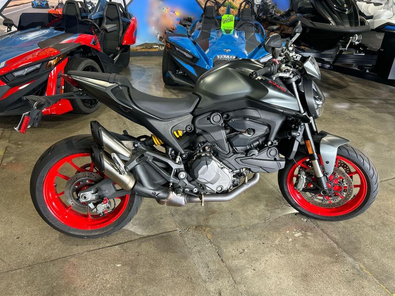 Used 2022 Ducati MONSTER 937 Image 12