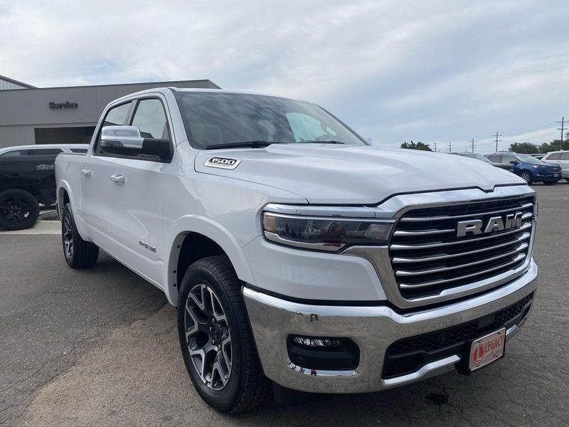 2026 Ram 1500 Laramie photo 7