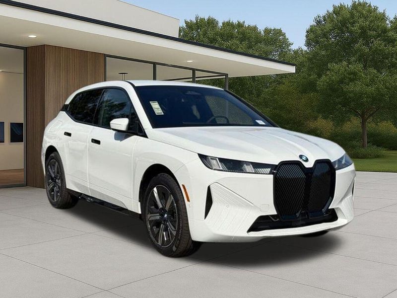 New 2026 BMW iX xDrive45Image 6