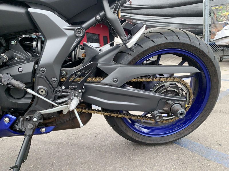 New 2025 Yamaha YZF-R7 Image 11