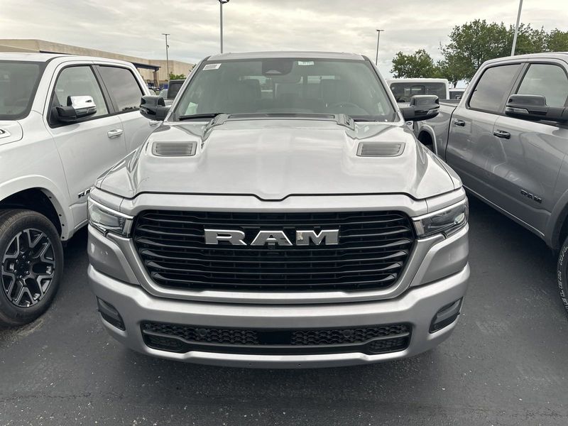 2025 RAM 1500 Laramie Crew Cab 4x4 5