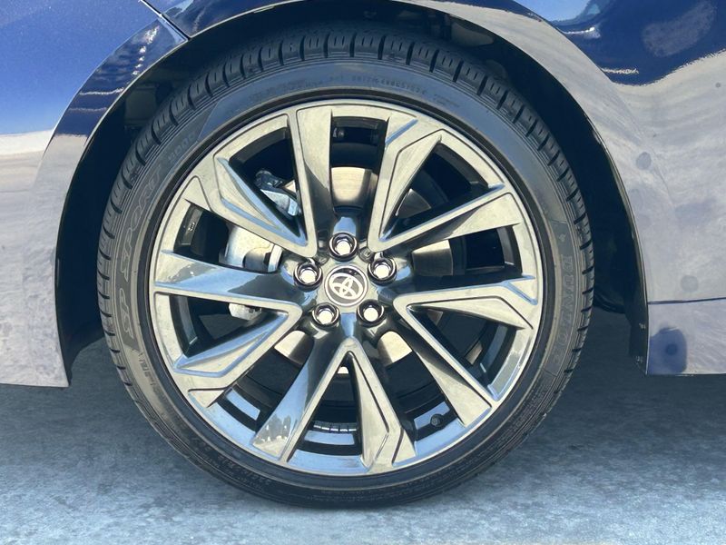 Used 2024 Toyota Corolla SEImage 8