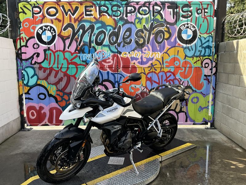 2023 Triumph TIGER 900 GT PRO in a Pure White exterior color. BMW Motorcycles of Modesto 209-524-2955 bmwmotorcyclesofmodesto.com 