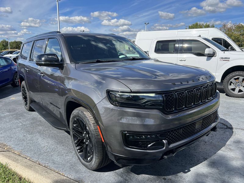 2024 Jeep Wagoneer L Series II CarbideImage 3