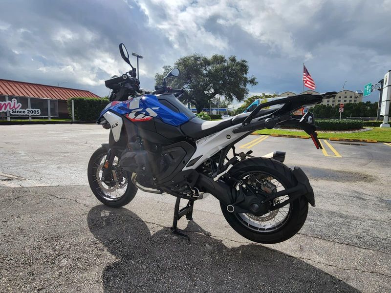 2026 BMW R 1300 GSImage 6