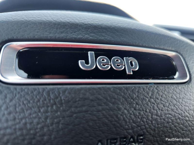 New 2025 Jeep Grand Cherokee Limited 4x4