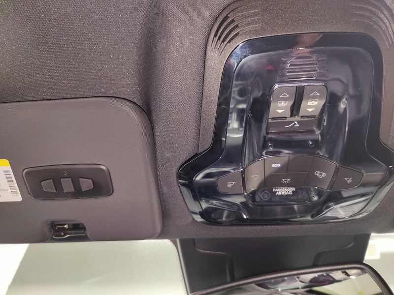 Used 2022 Alfa Romeo Stelvio Ti AWD w/Sunroof & NavImage 26