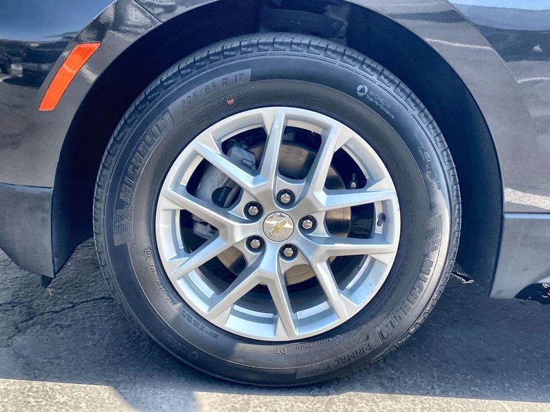 Used 2022 Chevrolet Equinox LTImage 32