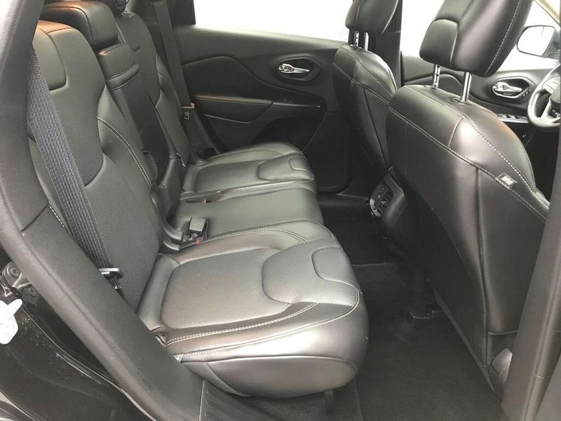 Used 2015 Jeep Cherokee LimitedImage 14