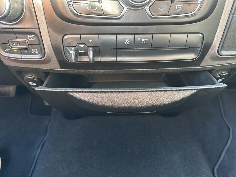 2019 RAM 1500 Classic ExpressImage 30