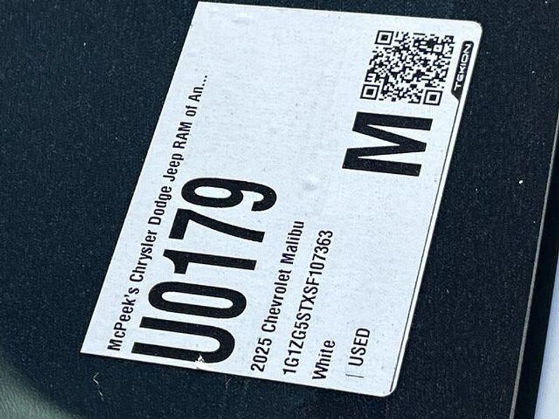 Used 2025 Chevrolet Malibu RSImage 32