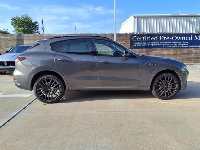 Used 2022 Maserati Levante GTImage 12
