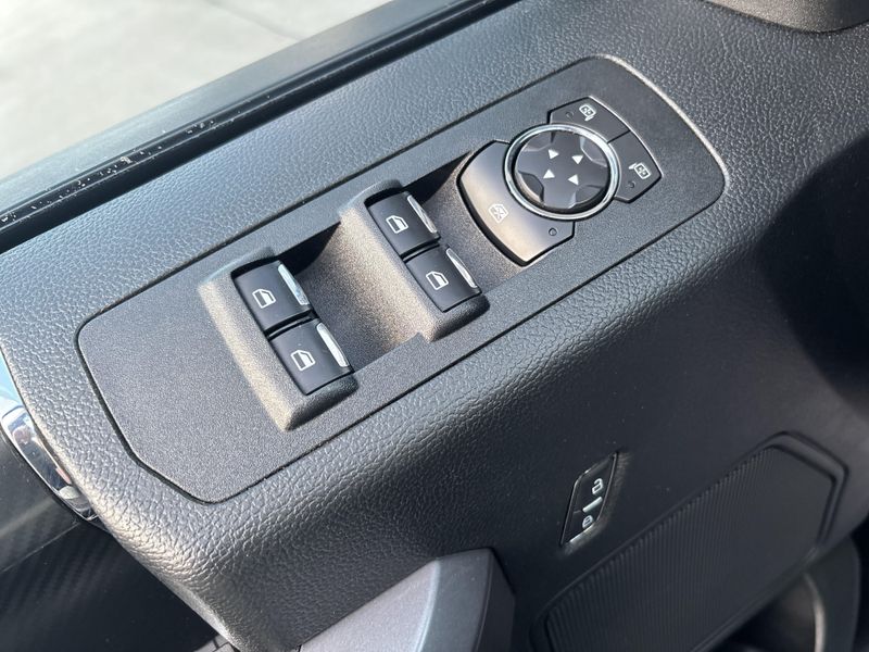 Used 2019 Ford F-150 XLTImage 17