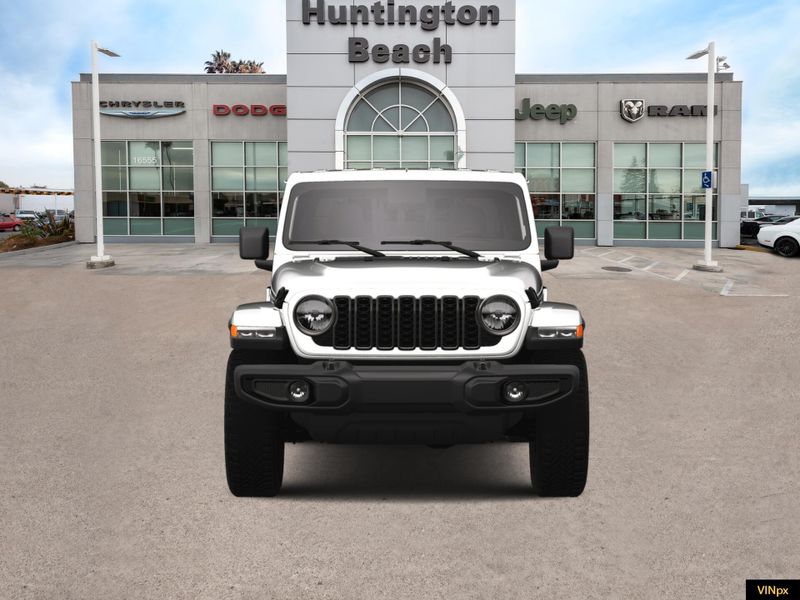 2025 Jeep Gladiator Nighthawk 4x4Image 12