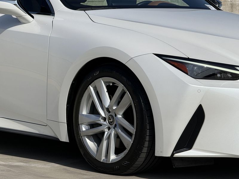 Used 2024 Lexus IS 300Image 4