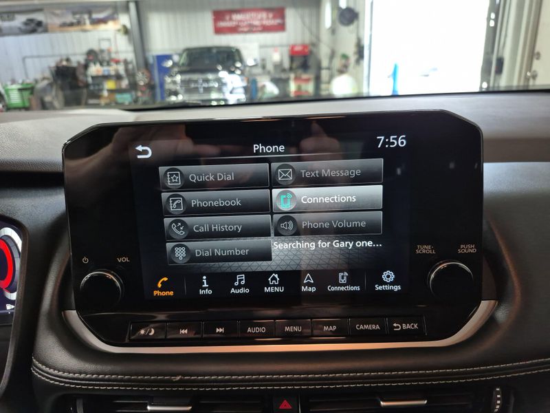 2023 Nissan Rogue PlatinumImage 32