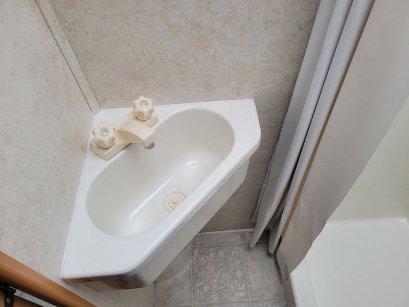 Used 2005 GENERAL COACH CITATION SUPREME 10