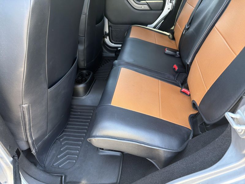 Used 2017 Jeep Wrangler Unlimited SportImage 24
