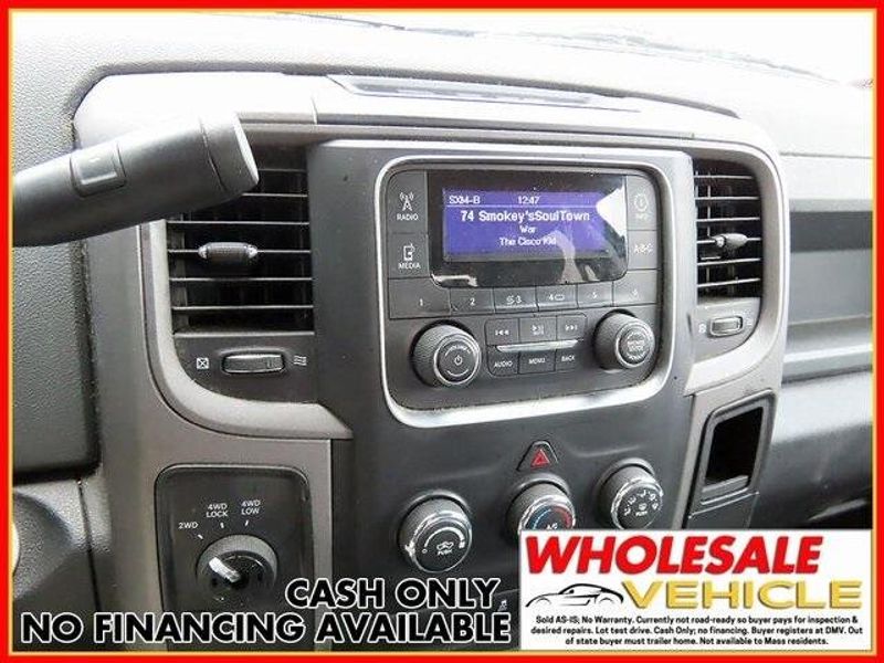 2014 RAM 1500 ExpressImage 14