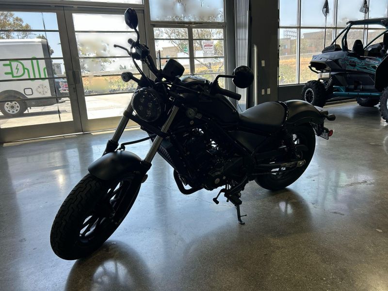 2022 Honda REBEL 300 Image 15
