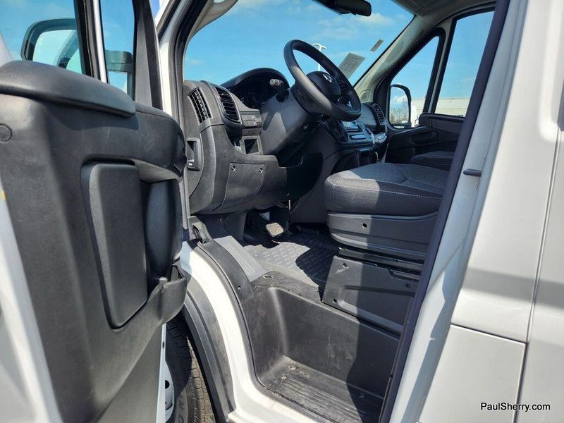 2023 RAM ProMaster 2500 High RoofImage 35