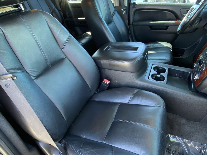 Used 2011 Chevrolet Tahoe LTImage 10