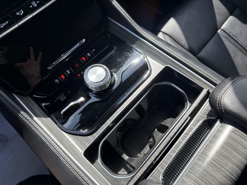 2024 Jeep Wagoneer L Series IIImage 23