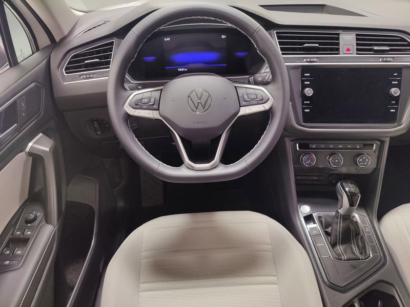 Used 2024 Volkswagen Tiguan SImage 16