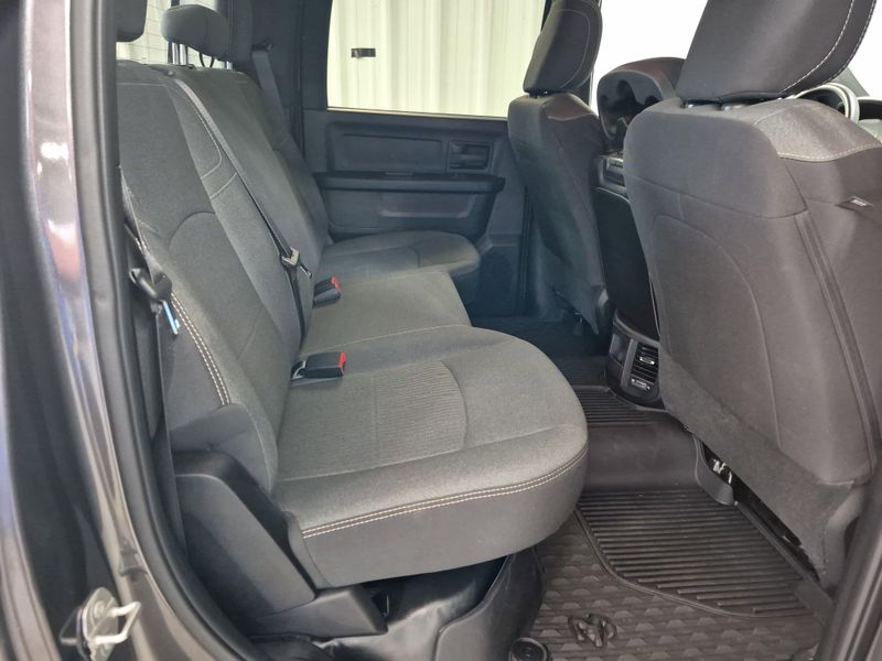 2023 RAM 2500 TradesmanImage 8