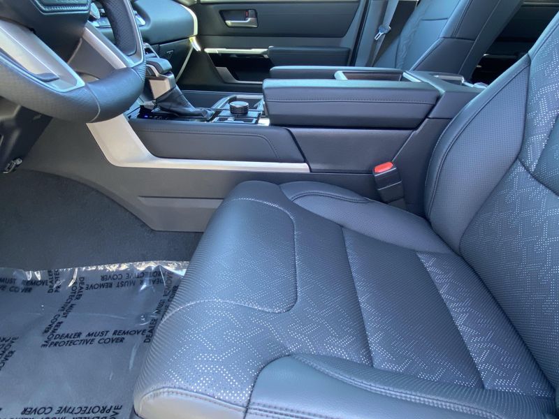 2024 Toyota Tundra LimitedImage 17