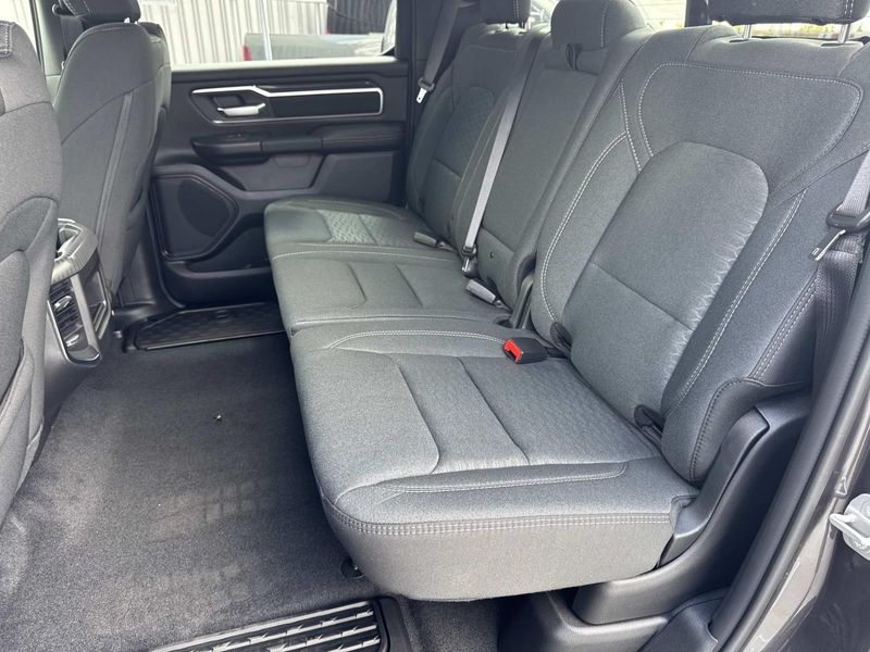 New 2026 RAM 1500 Big Horn Crew Cab 4x2 5'7' Box