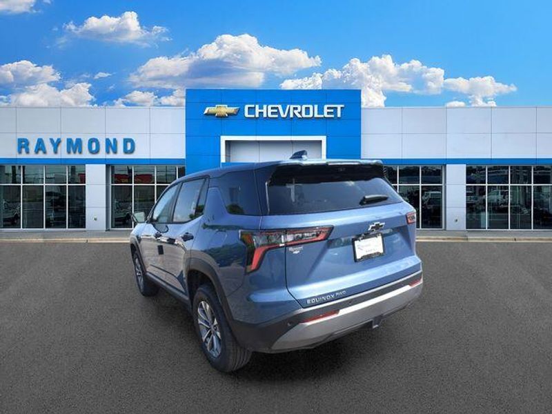 New 2026 Chevrolet Equinox LTImage 6