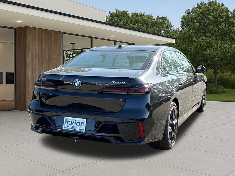 New 2026 BMW 7 Series 750e xDriveImage 8