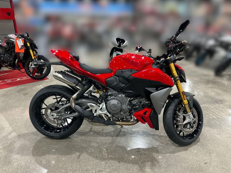 New 2026 Ducati STREETFIGHTER V2 S 896 Image 13