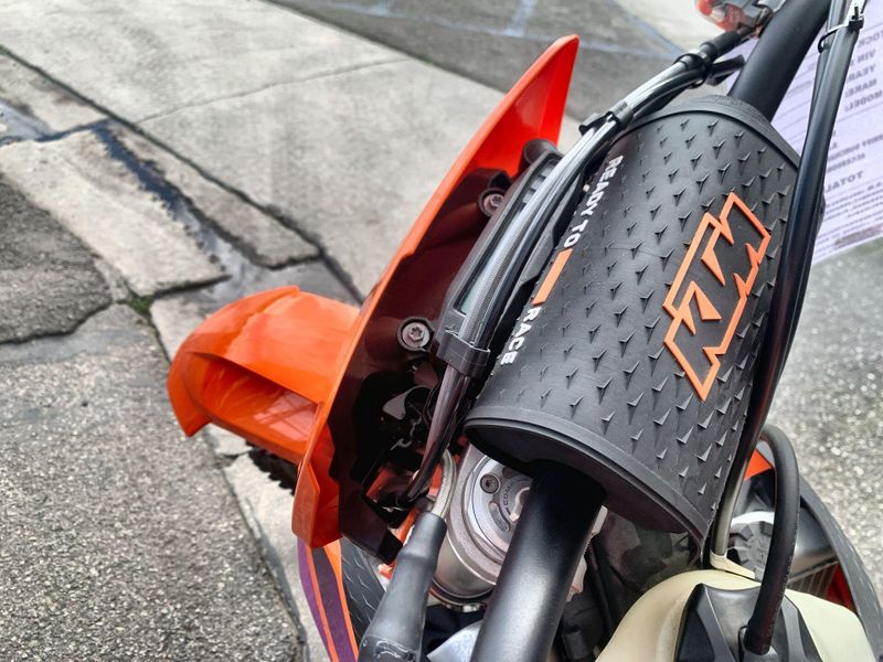 New 2024 KTM 500 XW-F Image 20