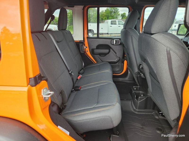 New 2025 Jeep Wrangler 4-door WillysImage 43