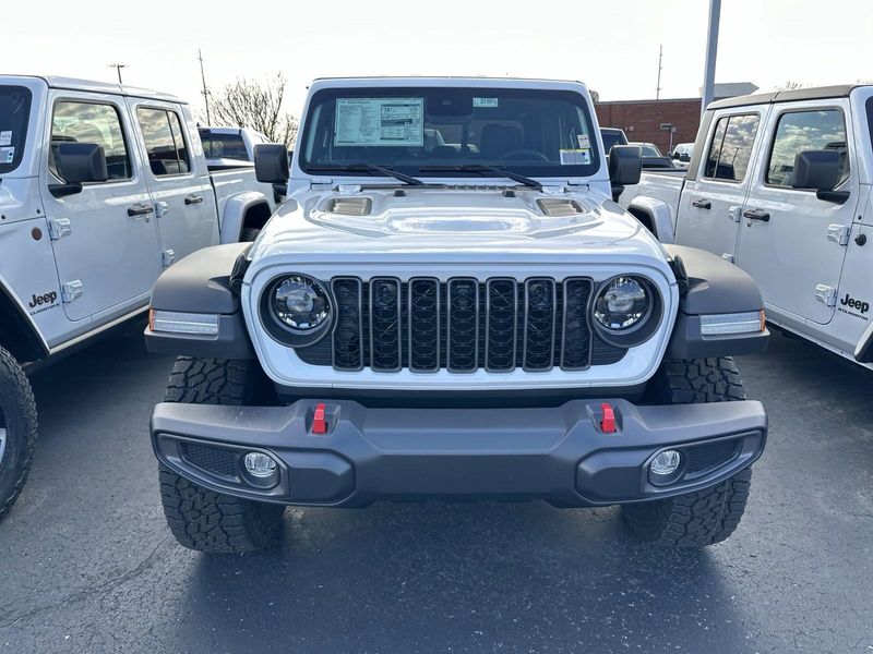 2024 Jeep Gladiator Rubicon 4x4 in a Bright White Clear Coat exterior color. Gupton Motors Inc 615-384-2886 guptonmotors.com 