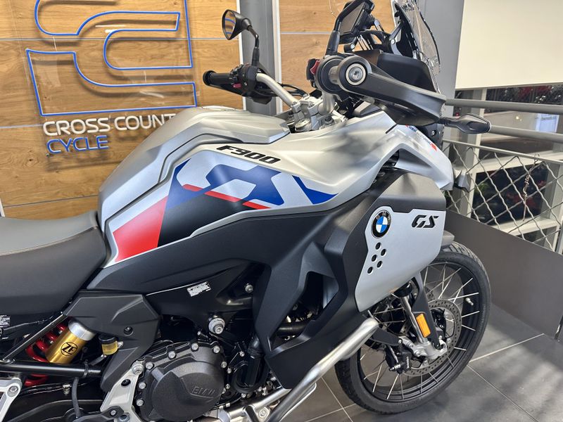 2025 BMW F 900 GS ADVENTURE Image 6