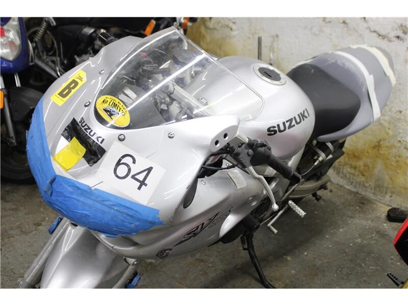 Used 2002 Suzuki SV650 Image 2