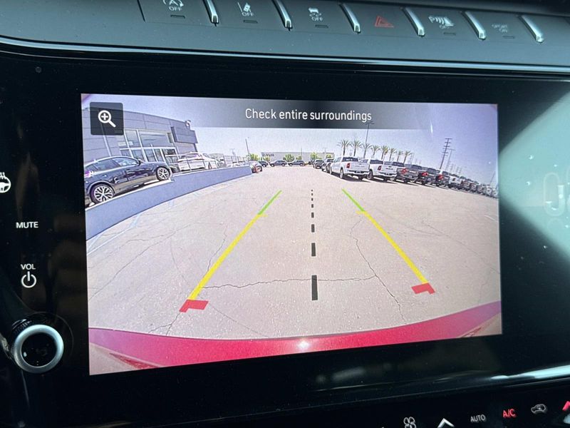 New 2026 Jeep Grand Cherokee L Laredo Altitude 4x2