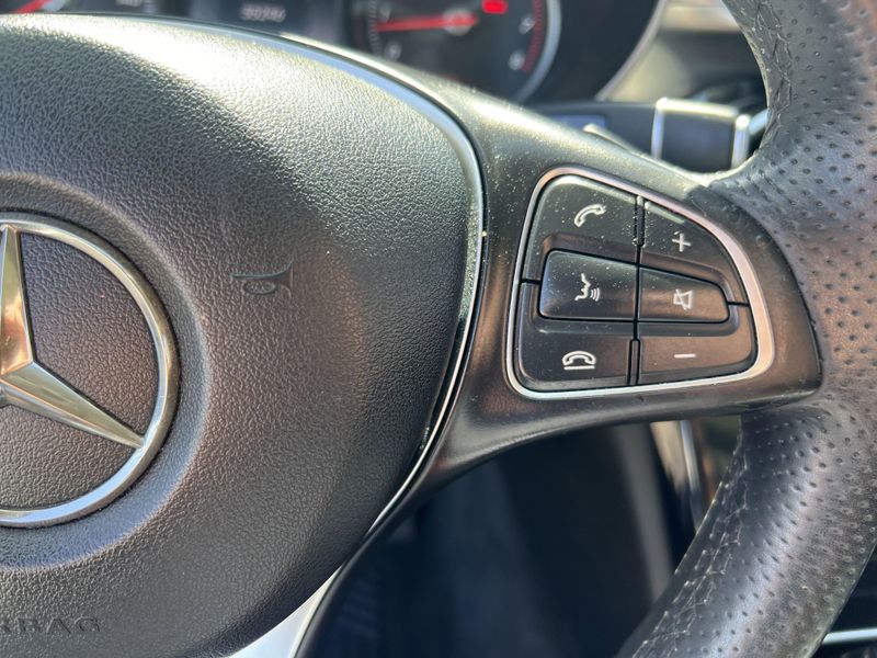 2016 Mercedes-Benz C-Class C 300Image 11