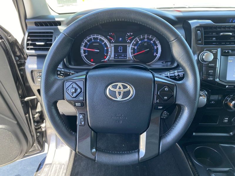 2019 Toyota 4Runner TRD Off-Road PremiumImage 25
