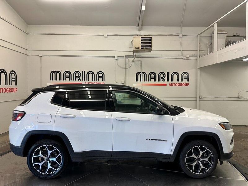 2025 Jeep Compass Limited 4x4Image 4