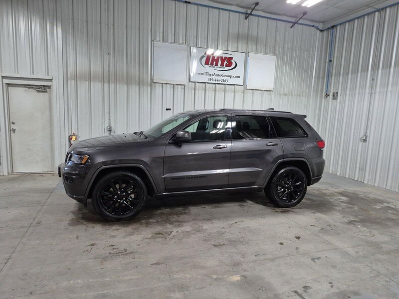 2021 Jeep Grand Cherokee Laredo XImage 21