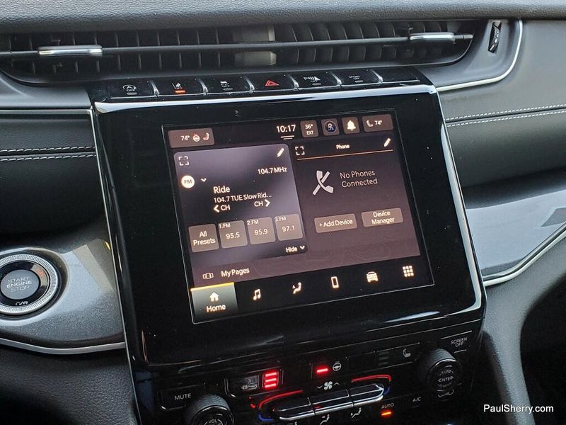 Used 2022 Jeep Grand Cherokee Altitude