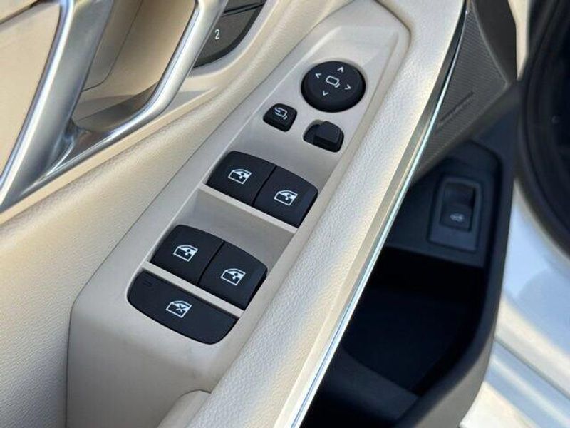 New 2026 BMW 3 Series 330iImage 16
