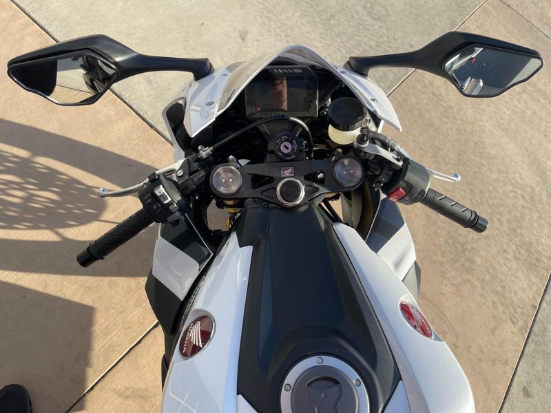 New 2025 Honda CBR1000RR Image 20